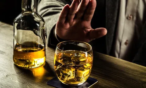 Tôi tình nguyện bỏ rượu