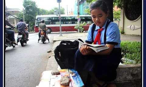 Vé số cuộc đời