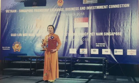 Nghệ nhân Nguyễn Thị Hòa – Người giữ lửa văn hóa dân tộc