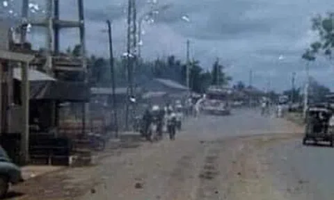 Còn thương còn nhớ thì về...!