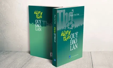 Trái bóng vẫn bay, bay đến hết mình