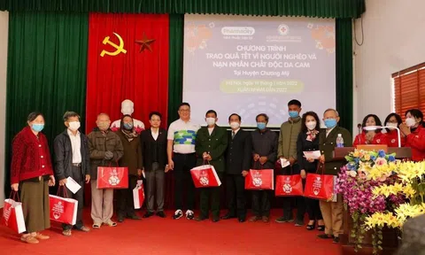 Chia sẻ với người nghèo, nạn nhân da cam xuân Nhâm Dần 2022