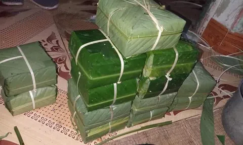 Gói bánh chưng