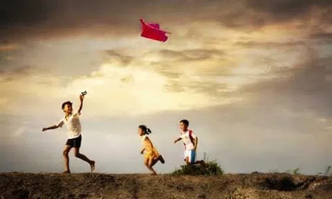 Xin một vé về tuổi thơ