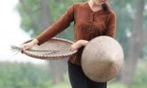 Thôn nữ với Tết xưa