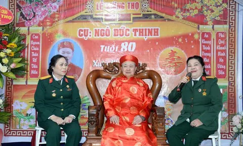 Bắc Giang: Thăm, chúc thọ đồng đội cựu chiến binh Trường Sơn đầu xuân Nhâm Dần 2022