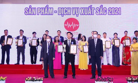 Dịch thuật Tomato Media vinh dự nhận giải thưởng “Sản phẩm, dịch vụ xuất sắc 2021”