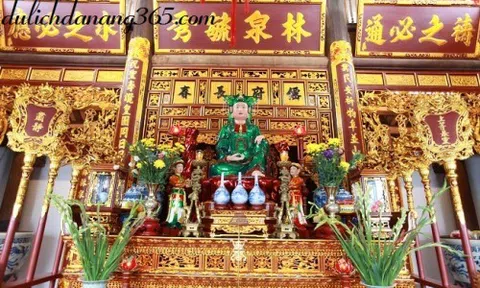 Tranh luận về hầu đồng: Cơ hội để cập nhật quản lý di sản văn hóa