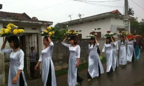 Hội làng Du