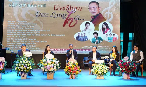 4  thập kỷ - Đức Long hát