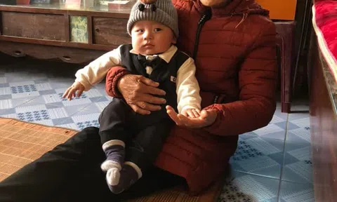 Con ơi đừng gọi mẹ là bà