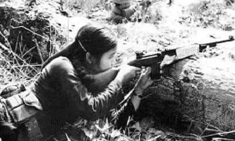 Cô du kích Củ Chi