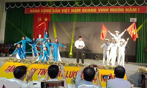Kiên Giang: Giao lưu, giới thiệu tác giả - tác phẩm chào mừng 47 năm ngày giải phóng miền Nam, thống nhất đất nước