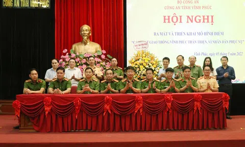 Vĩnh Phúc: Triển khai mô hình điểm “Cảnh sát giao thông thân thiện, vì nhân dân phục vụ”