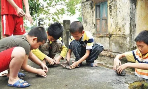 Chuyện tầm phào của đám trẻ phố Hàng Bột (Những năm 50 – 60 thế kỷ trước)