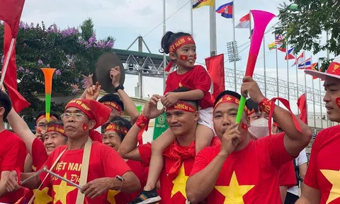Biết mình biết người gặp từng đối thủ
