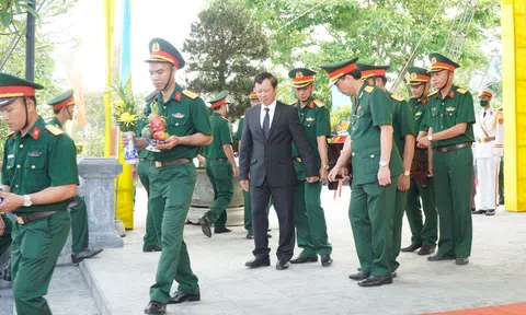 Thừa Thiên Huế: Truy điệu, An táng 16 hài cốt liệt sĩ quân tình nguyện và chuyên gia Việt Nam hy sinh tại nước CHDCND Lào