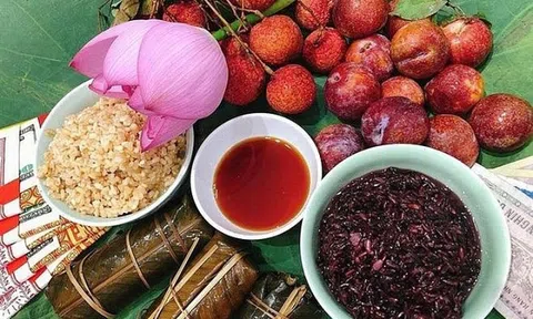 Tết giết sâu bọ