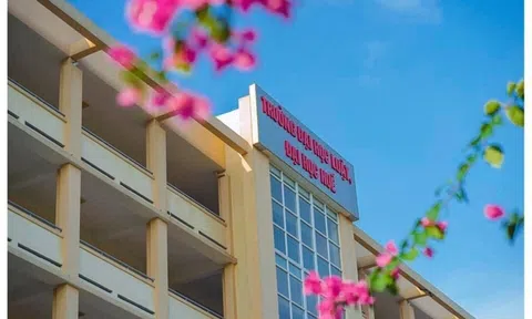 Đại học Huế trường đại học luật tuyển sinh