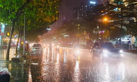 Một lời bình... Một bài thơ...