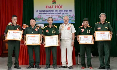 Bắc Giang: Hội truyền thống Trường Sơn đường Hồ Chí Minh xã Minh Đức tiếp tục hoạt động tình nghĩa giúp nhau phát triển kinh tế