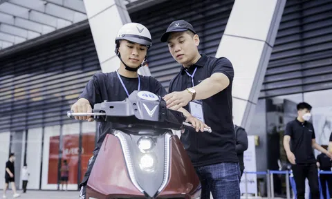 Nhận xe trước, trả tiền sau khi mua xe máy điện VinFast