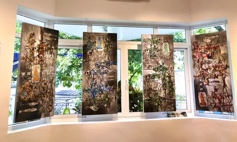 Triển lãm tranh - Tứ diện