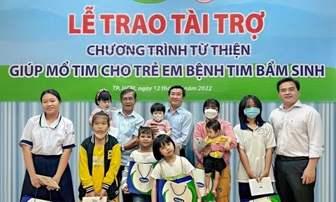 Gần 1.300 bệnh nhân nghèo đã được Vinamilk hỗ trợ phẫu thuật tim và mắt