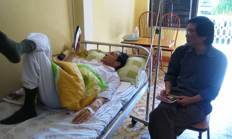 Chân dung nghệ sĩ Mạnh Hưng: Người lính hát hết mình vì đồng đội