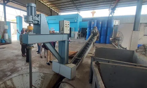 Sản xuất nước mắm truyền thống ở Bình Thuận: Chuyển dần sang cơ giới hoá nhằm tăng năng suất, sản lượng và an toàn thực phẩm