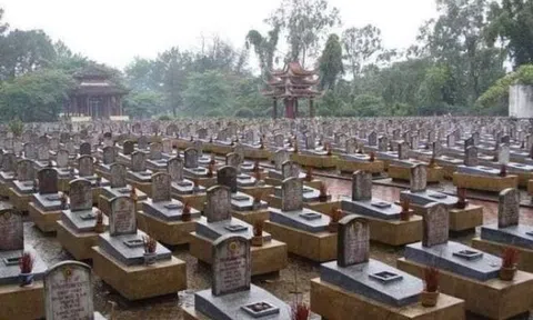 Kỷ niệm với các liệt sĩ E 529 trên đường 16
