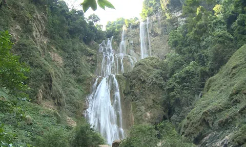Tuyên Quang: Tạm dừng các hoạt động tham quan, trải nghiệm tại thác Nặm Me (Lâm Bình) từ 1/8