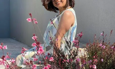 Người đàn bà mê hoa