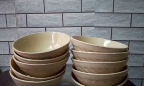 Quê hương nhiều nỗi nhớ cái bát 