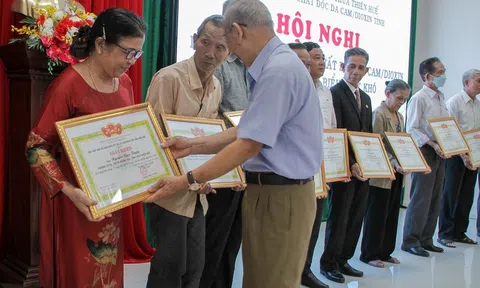 Thừa Thiên - Huế: Biểu dương nạn nhân chất độc da cam/dioxin điển hình tiêu biểu vượt khó