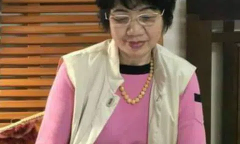 Bùi Cửu Trường – Người làm thơ và “chơi thơ” mê đắm