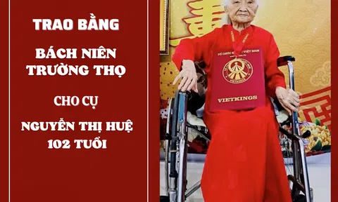 Trao bằng Bách niên Trường thọ cho cụ Nguyễn Thị Huệ 102 tuổi