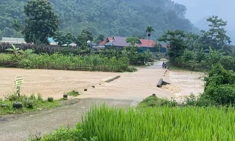 Nghệ An: Mưa lớn kéo dài đã gây ngập lụt ở một số nơi tại các huyện miền núi