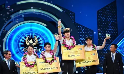 Thái Bình: Đặng Lê Nguyên Vũ vô địch Đường lên đỉnh Olympia năm 2022