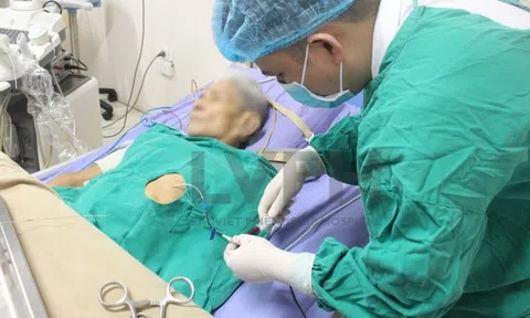 Vĩnh Phúc: Cứu sống cụ ông 71 tuổi bị tràn dịch màng tim nguy hiểm