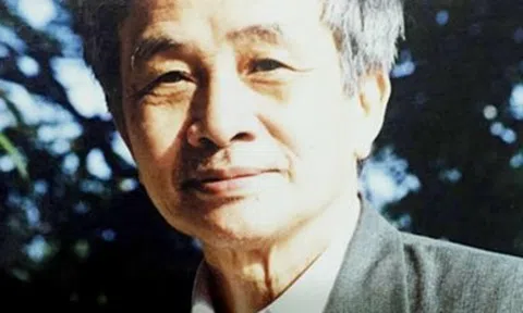 Người viết về mây đã trở thành một vầng mây