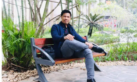 Hình ảnh người bà người mẹ trong thơ Bạch Văn Tín
