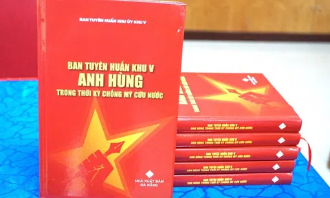 Tuyên huấn khu V