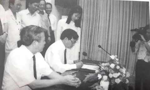 Khó khăn gian khổ trong “Đi tìm một vì sao” của Phạm Quang Nghị (bài 4)