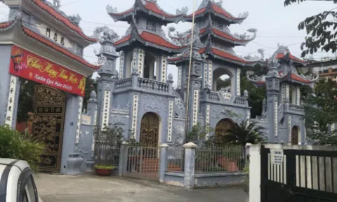 Thờ cúng gia tiên và tổ tiên 