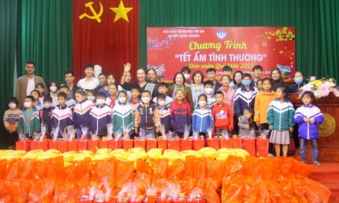 Bắc Giang: "Tết ấm tình thương"