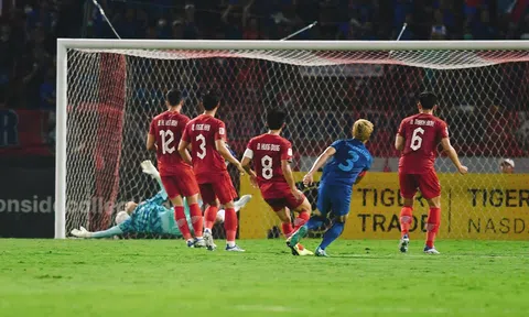 Chung kết (lượt về) giải vô địch bóng đá ĐNA 2022, SVĐ Thammasat, Thái Lan - Việt Nam 1:0
