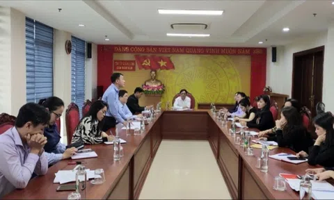 Tổ chức sinh hoạt chuyên đề: “Cán bộ, đảng viên Chi bộ Ban Dân vận Tỉnh uỷ Quảng Bình học tập và làm theo tấm gương đạo đức Trung tướng Đồng Sỹ Nguyên trong thực tiễn công tác”