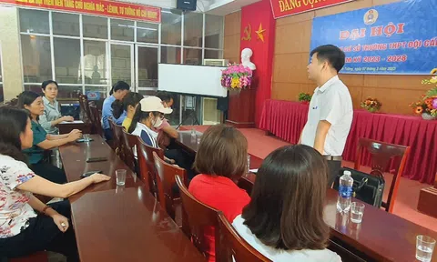 Vĩnh Phúc xử lý việc cô giáo cắt tóc nữ sinh tại lớp học