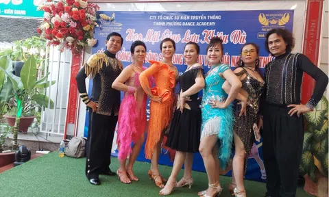 Họp mặt giao lưu khiêu vũ các tỉnh đồng bằng sông Cửu Long và Khu vực phía Nam lần thứ 32 tại Kiên Giang